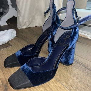 Sam Edelman size 8 navy blue velvet heels
